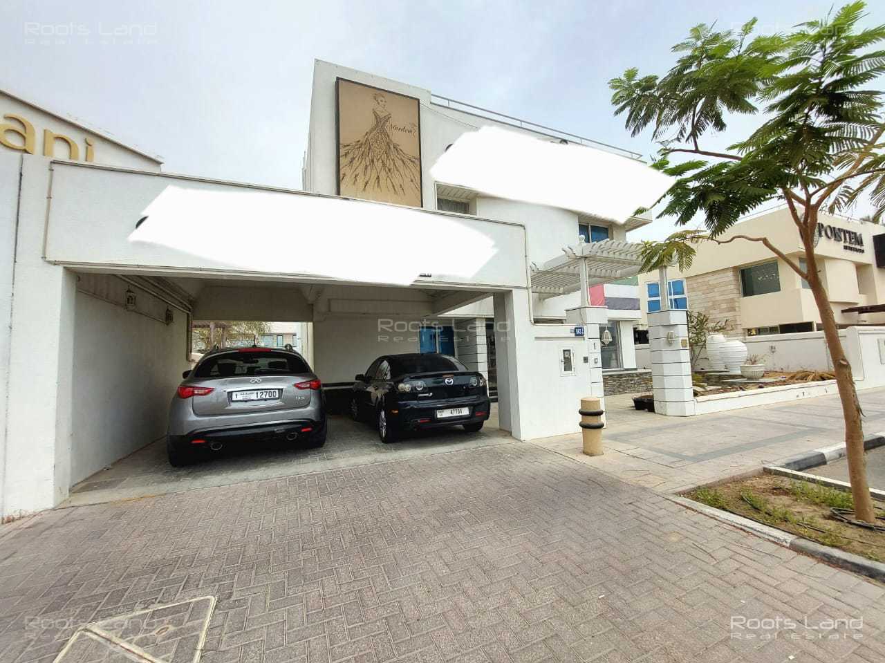 Ideal Location | Commercial Villa | On Main Road