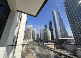 
                                                            Burj Khalifa and Fountain View l Spacious Unit
                                                        
